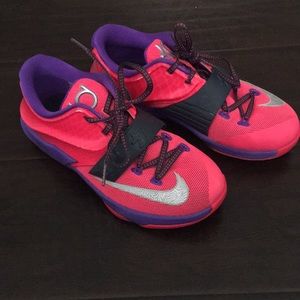 Nike KD youth 4 1/2 youth basketball shoes